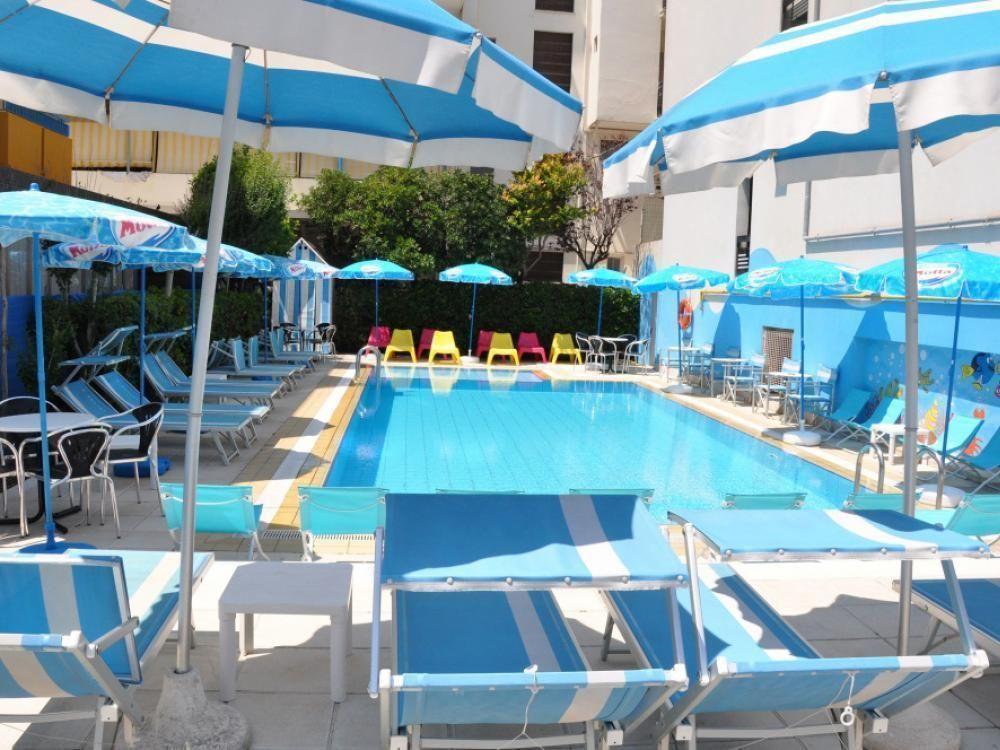 Hotel Adelphi Riccione Exterior foto